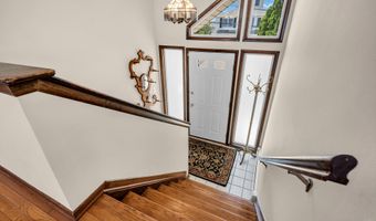 259 Cypress Dr, Bayville, NJ 08721