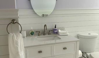 110 Winsor Ave, North Kingstown, RI 02852