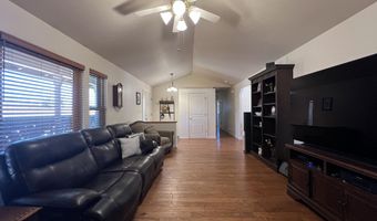 1055 Shadow Ln, Fernley, NV 89408