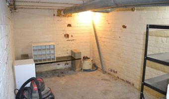 144 W Main St, Albion, IL 62806