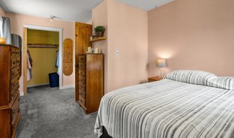 33893 Redgate Dr, Bigfork, MT 59911
