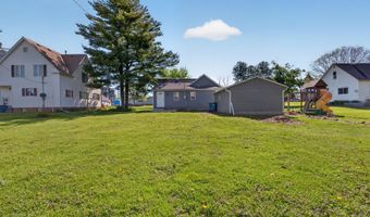 104 S Oak St, Arrowsmith, IL 61722