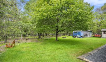 13 Denise Ct, Albrightsville, PA 18210