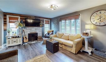 6615 Waterloo Rd, Atwater, OH 44201
