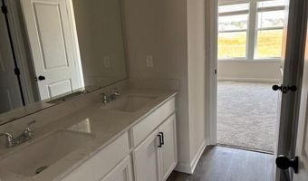 796 Rodeo Dr, Auburn, GA 30011