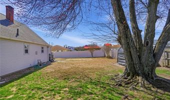 514 Killingly St, Johnston, RI 02919