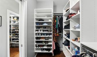 25 Rock Way, East Greenwich, RI 02818