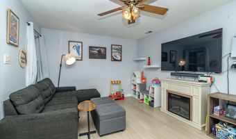 7 BROOKVIEW Dr, Atco, NJ 08004