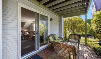 364 Bellevue Ave A1, Newport, RI 02840