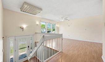 201 Pacific Ave, Barnegat, NJ 08005