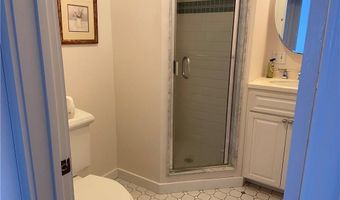 167 Coggeshall Ave A, Newport, RI 02840