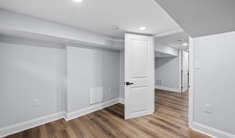 3904 MOUNT PLEASANT Ave, Baltimore, MD 21224
