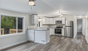 52 Guptill Rd, Belgrade, ME 04917