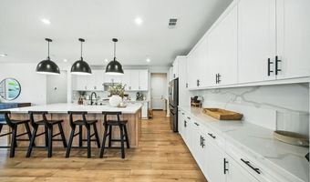 2428 Monroe Pl, Escondido, CA 92027