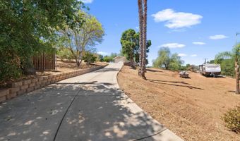 1335 El Nido Dr, Fallbrook, CA 92028