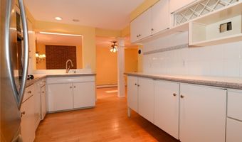 116 Segsbury Rd, Amherst, NY 14221
