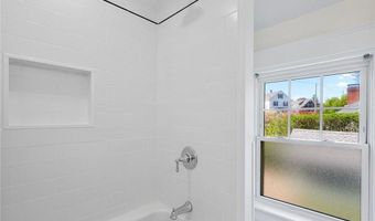 58 Bliss Rd, Newport, RI 02840