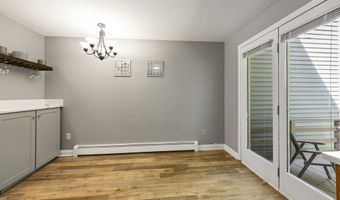 135 Fairway Dr 135, Cheshire, CT 06410