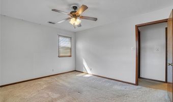 1909 N Flamingo Ln, Altus, OK 73521