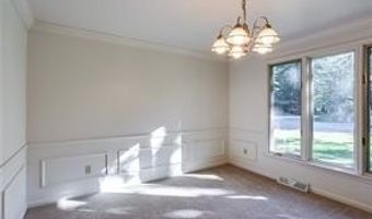 294 Little Robin Rd, Amherst, NY 14228