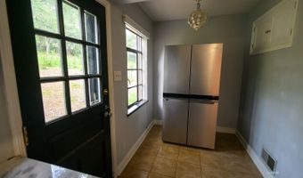 1 Northwood Dr, Athens, OH 45701
