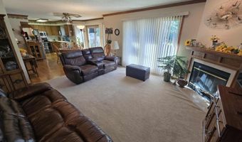6 The Pnes, Beatrice, NE 68310