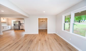 2031 Evergreen Dr, Boiling Springs, SC 29316