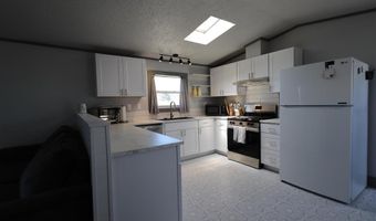 24 Oak Dr, Cody, WY 82414