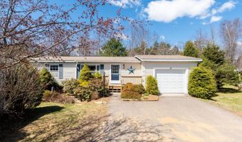 37 Magnolia Ln, Belmont, NH 03220