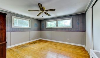 16 Lenape Ave, Andover, NJ 07860