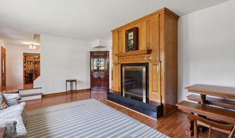 8 COATES Rd, Allentown, NJ 08501