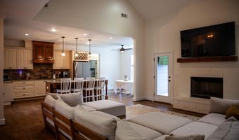 1420 Dunwoody Pl, Appling, GA 30802
