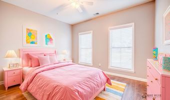 6450 WELLS Grv, Bartlett, TN 38135