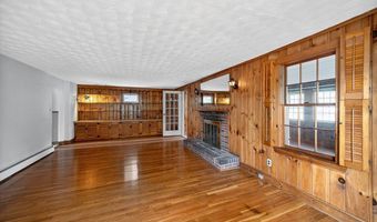 77 Whipple Rd, Billerica, MA 01821