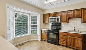 5194 KIMSCOTT Ct, Annandale, VA 22003