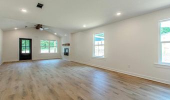 430 Main St, Bauxite, AR 72011