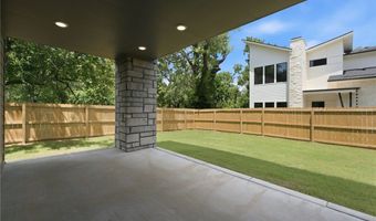 217 NE H St, Bentonville, AR 72712