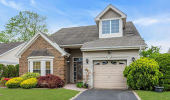 172 Sylvan Lake Blvd, Bayville, NJ 08721