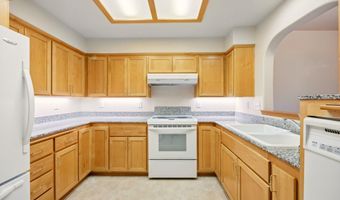 983 Golden Aspen Pl, Ashland, OR 97520