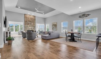 61 Milky Way Dr, Barnegat, NJ 08005