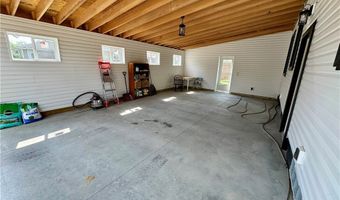 3706 Fargo Dr, Ashtabula, OH 44004