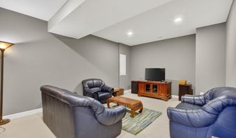 3206 HATCHER St, Alexandria, VA 22303