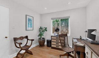 328 Fontana Pl NE, Albuquerque, NM 87108