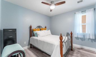 2 Walter Dr, Bella Vista, AR 72714