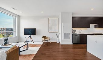 99 Sumner 514, Boston, MA 02128