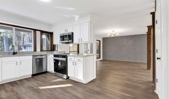 1724 KING CHARLES Ct, Alabaster, AL 35007