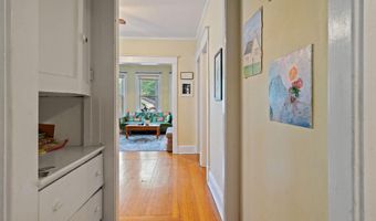 687 Myrtle Ave, Albany, NY 12208