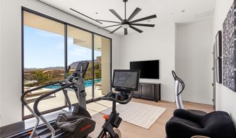 81 Hawk Ridge Dr, Las Vegas, NV 89135