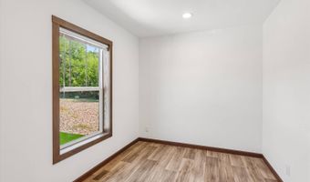 7368 NE Berwick Dr 6, Ankeny, IA 50021