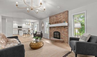 3529 N CHAPPELL Dr, Appleton, WI 54914